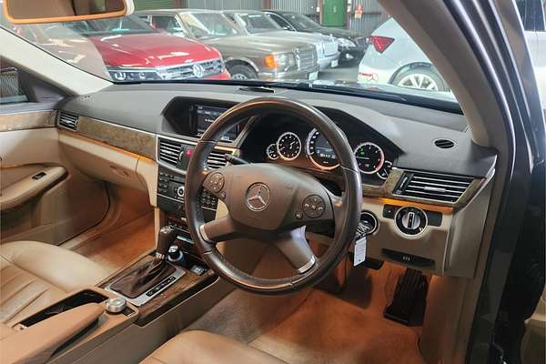 2011 Mercedes-Benz 250 CDI ELEGANCE 212 MY11