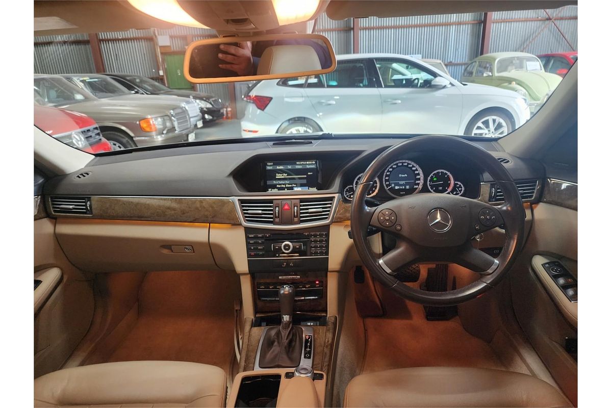 2011 Mercedes-Benz 250 CDI ELEGANCE 212 MY11