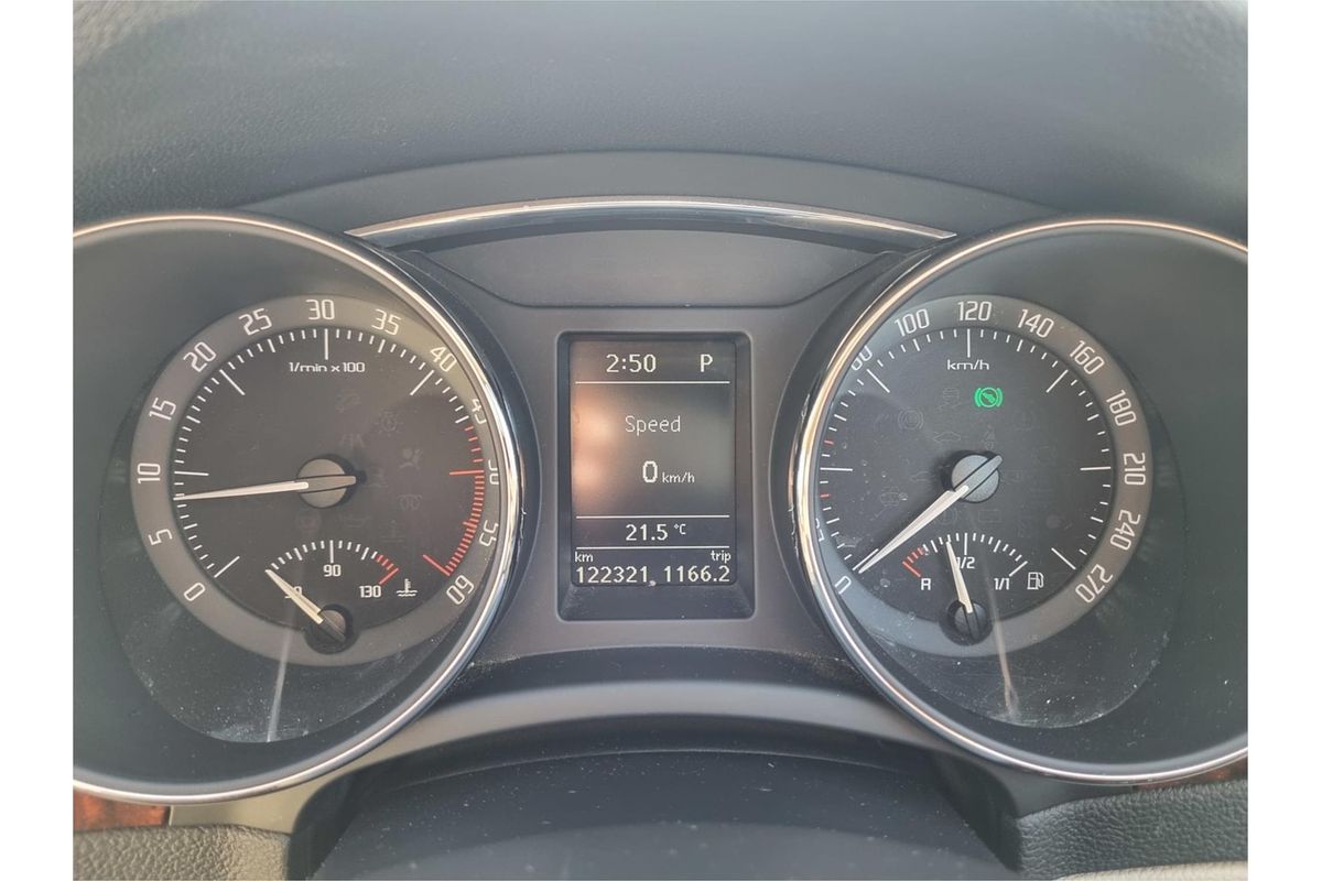 2009 SKODA Superb Elegance 3T