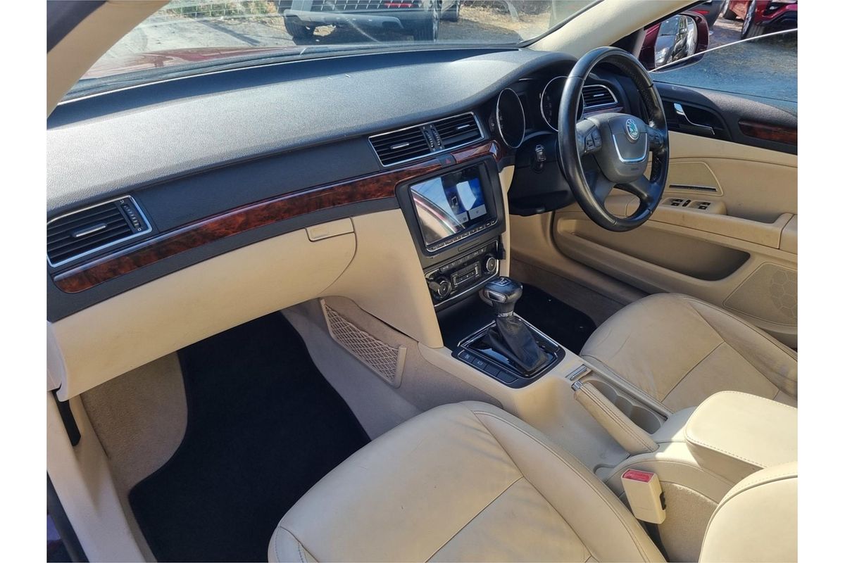 2009 SKODA Superb Elegance 3T