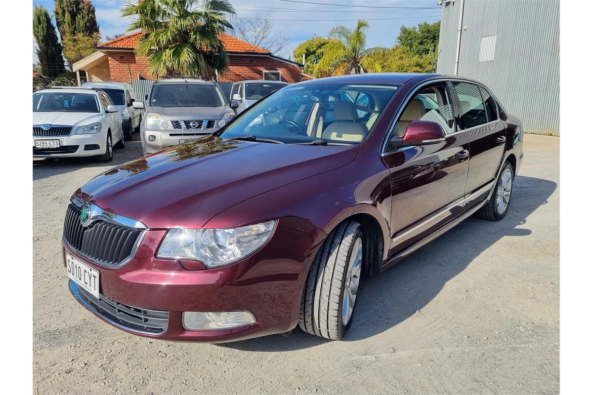 2009 SKODA Superb Elegance 3T