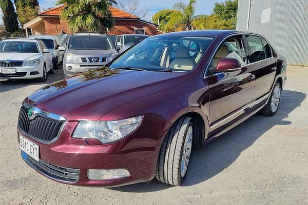 2009 SKODA Superb Elegance 3T