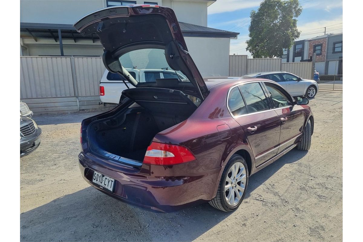 2009 SKODA Superb Elegance 3T