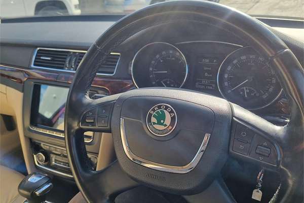 2009 SKODA Superb Elegance 3T