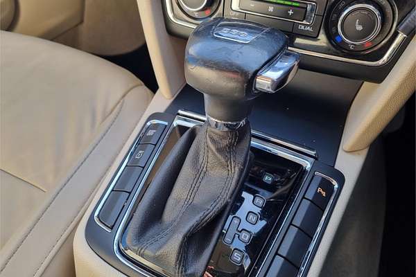2009 SKODA Superb Elegance 3T