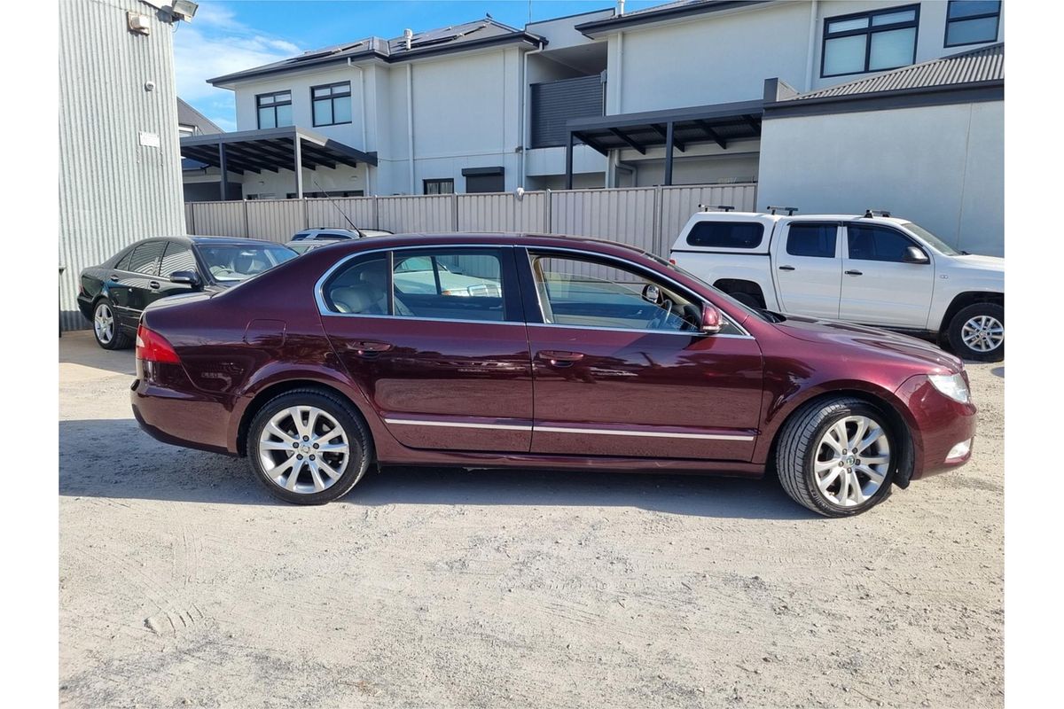 2009 SKODA Superb Elegance 3T