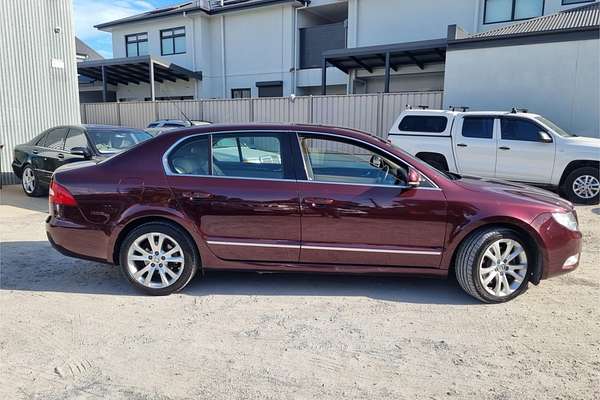 2009 SKODA Superb Elegance 3T