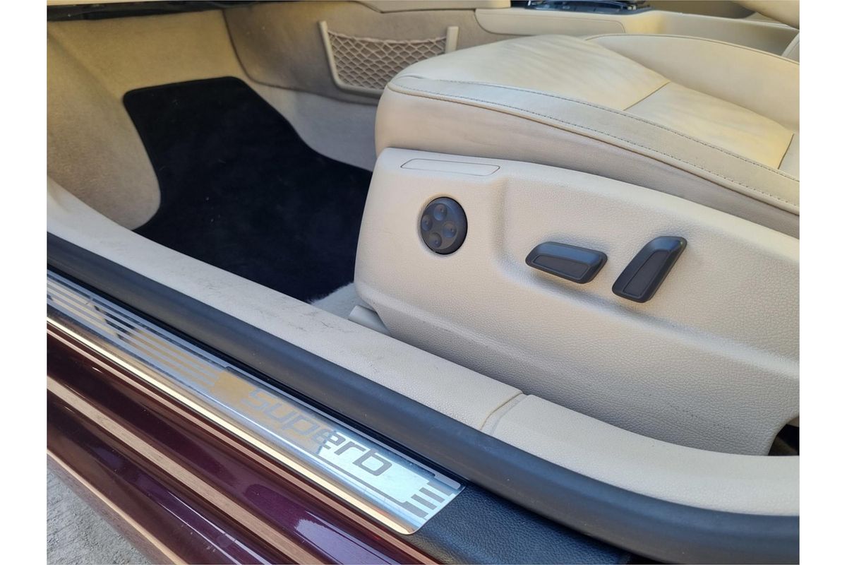 2009 SKODA Superb Elegance 3T