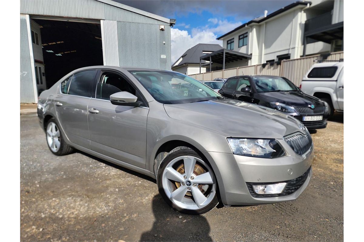 2013 SKODA Octavia Elegance 132TSI NE