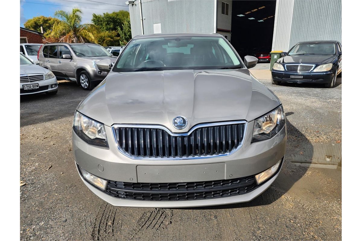 2013 SKODA Octavia Elegance 132TSI NE