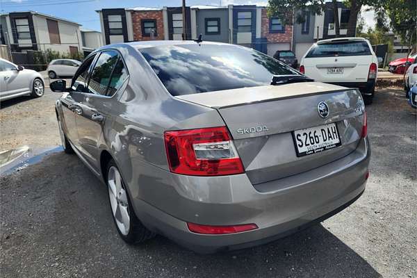 2013 SKODA Octavia Elegance 132TSI NE
