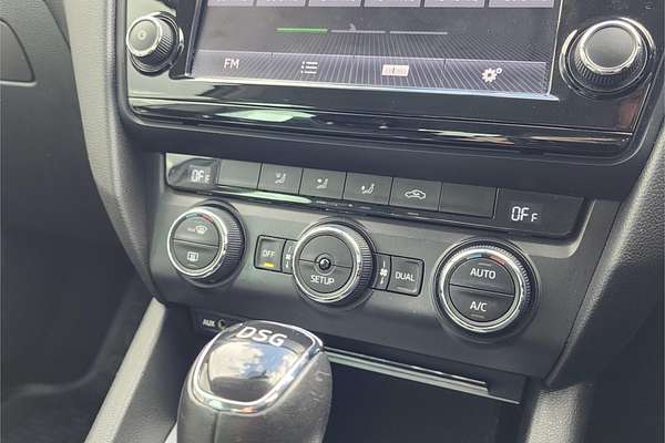 2013 SKODA Octavia Elegance 132TSI NE