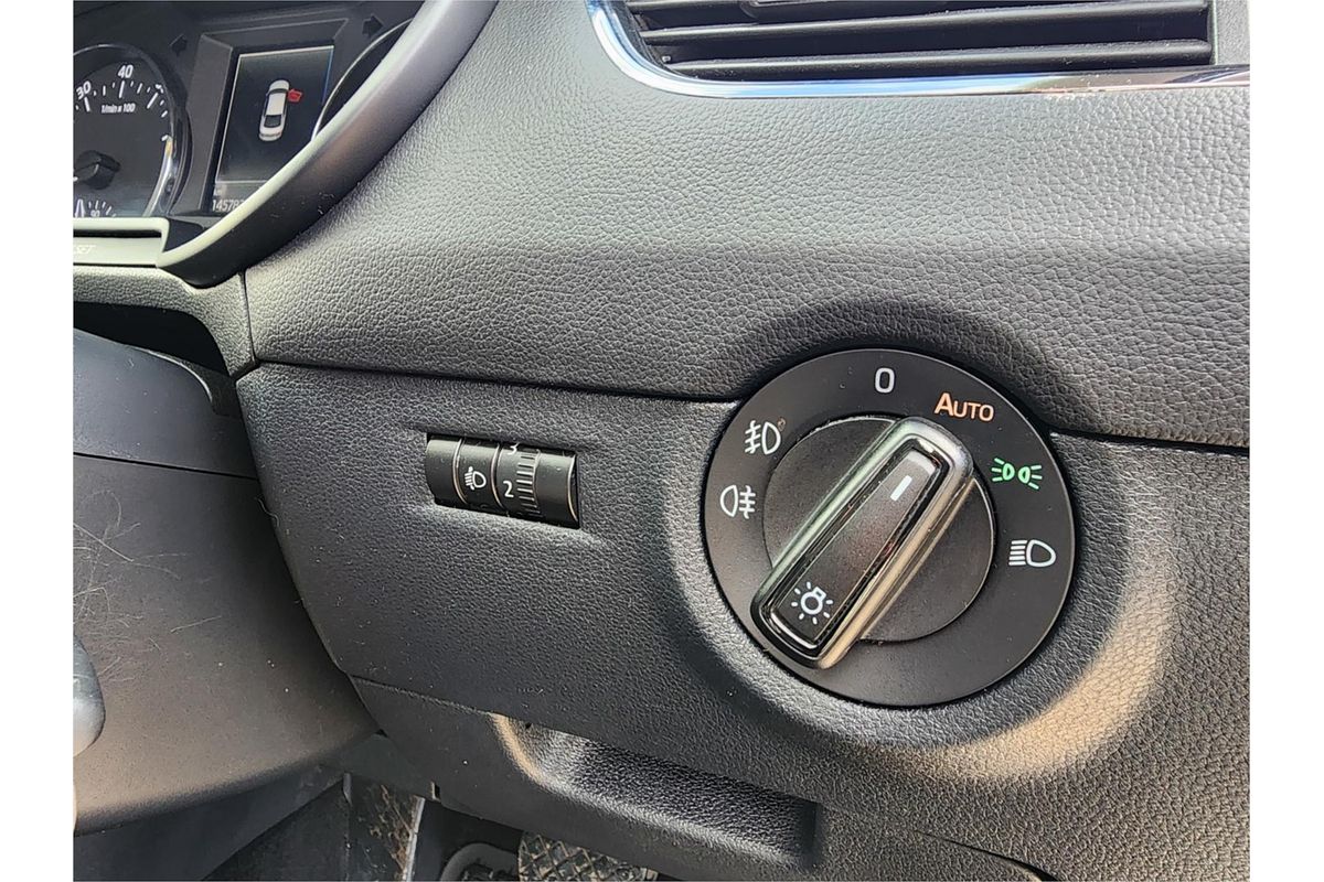 2013 SKODA Octavia Elegance 132TSI NE