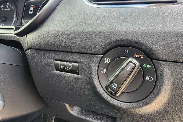 2013 SKODA Octavia Elegance 132TSI NE