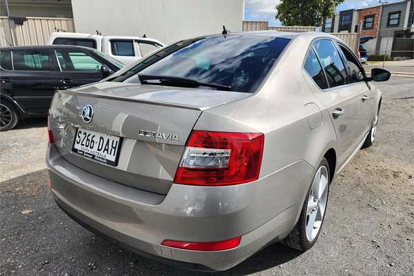 2013 SKODA Octavia Elegance 132TSI NE