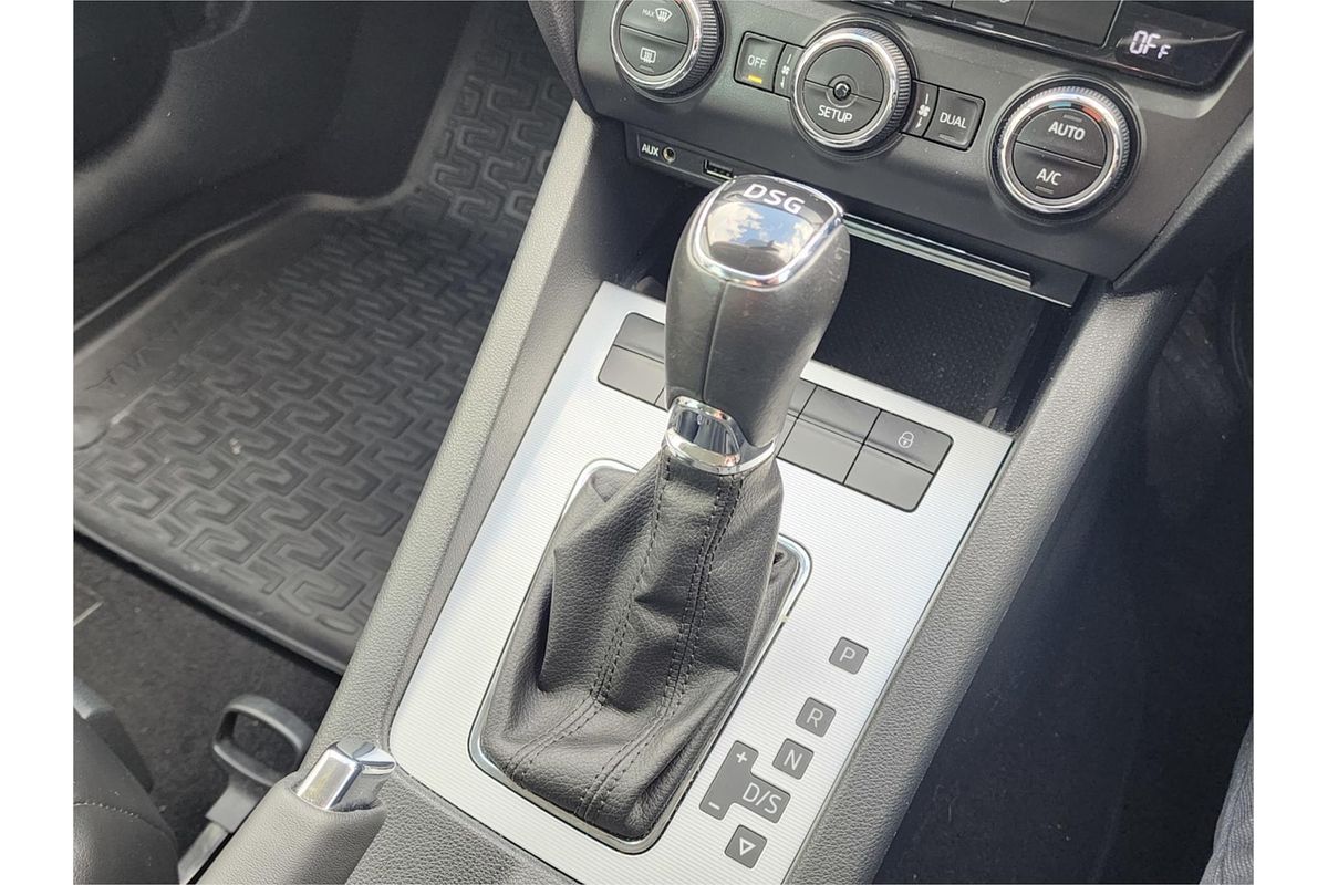 2013 SKODA Octavia Elegance 132TSI NE