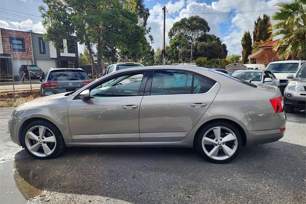 2013 SKODA Octavia Elegance 132TSI NE