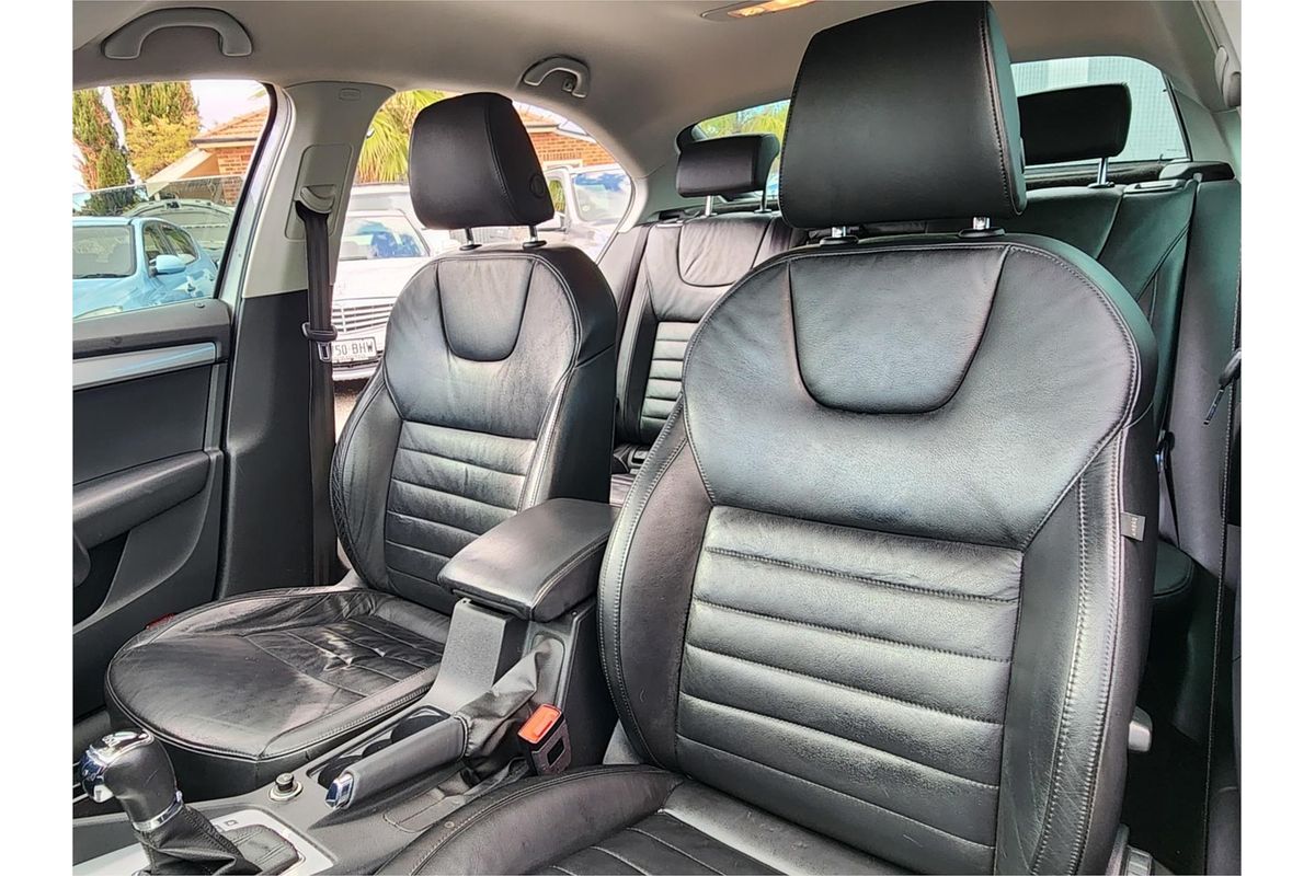 2013 SKODA Octavia Elegance 132TSI NE