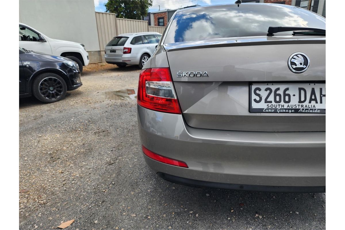 2013 SKODA Octavia Elegance 132TSI NE
