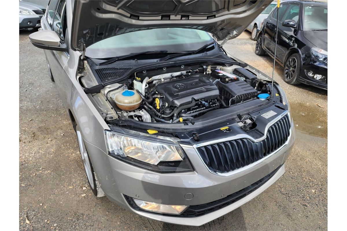 2013 SKODA Octavia Elegance 132TSI NE
