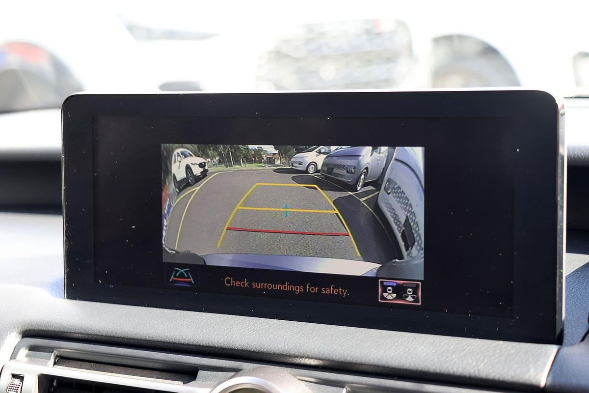2021 Lexus IS IS300h Luxury AVE30R