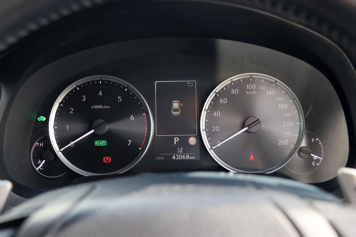 2021 Lexus IS IS300h Luxury AVE30R