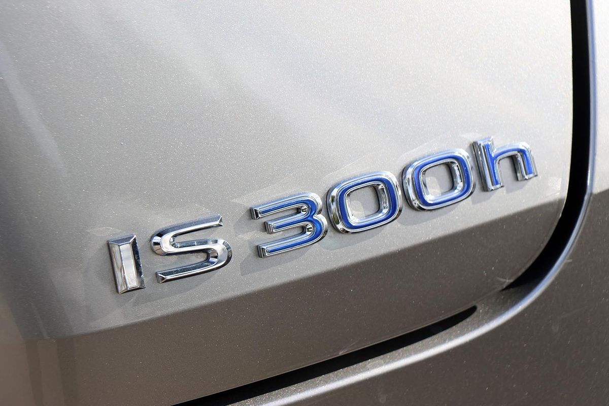 2021 Lexus IS IS300h Luxury AVE30R