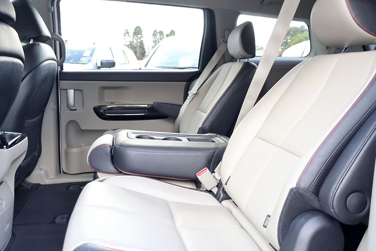 2019 Kia Carnival SLi YP