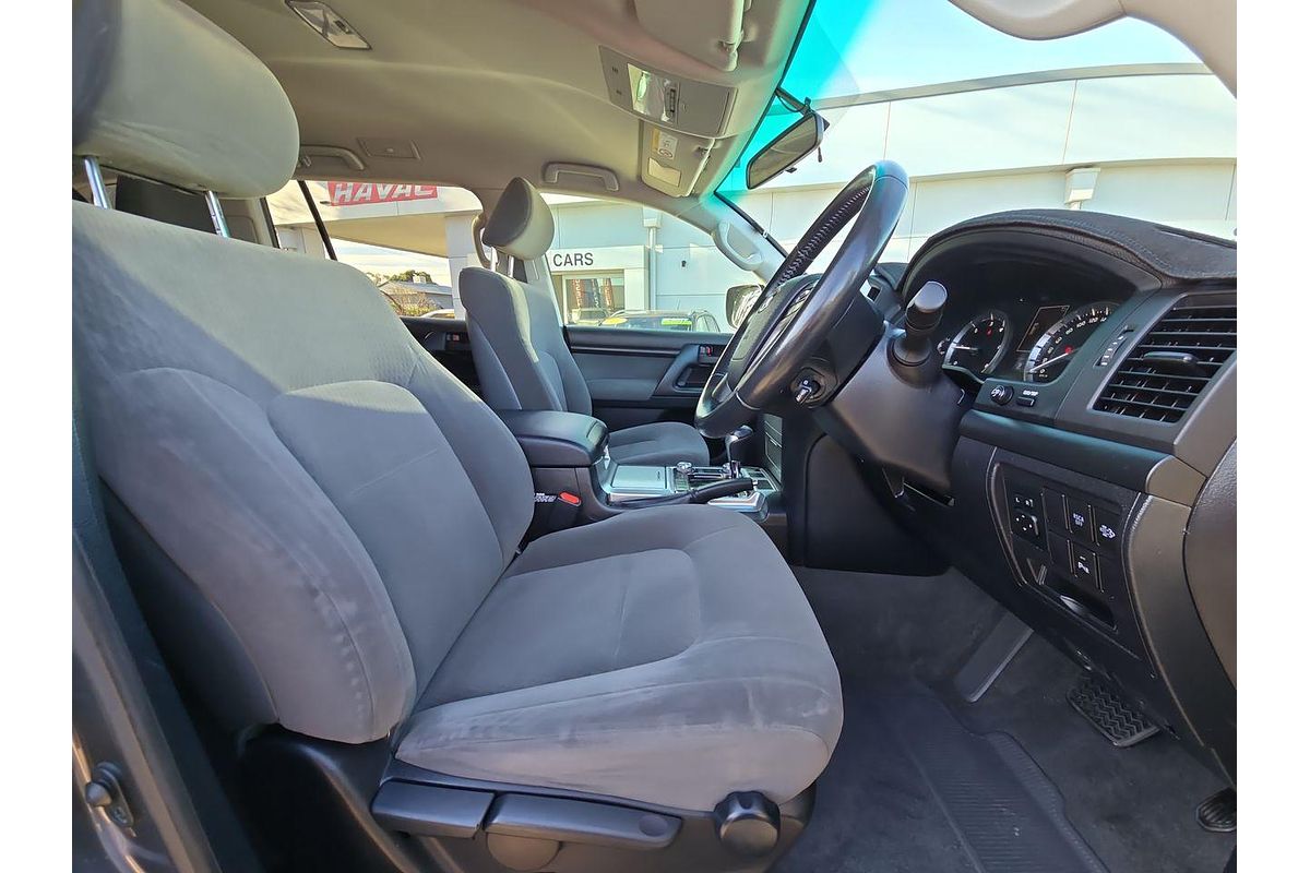 2020 Toyota Landcruiser GXL VDJ200R