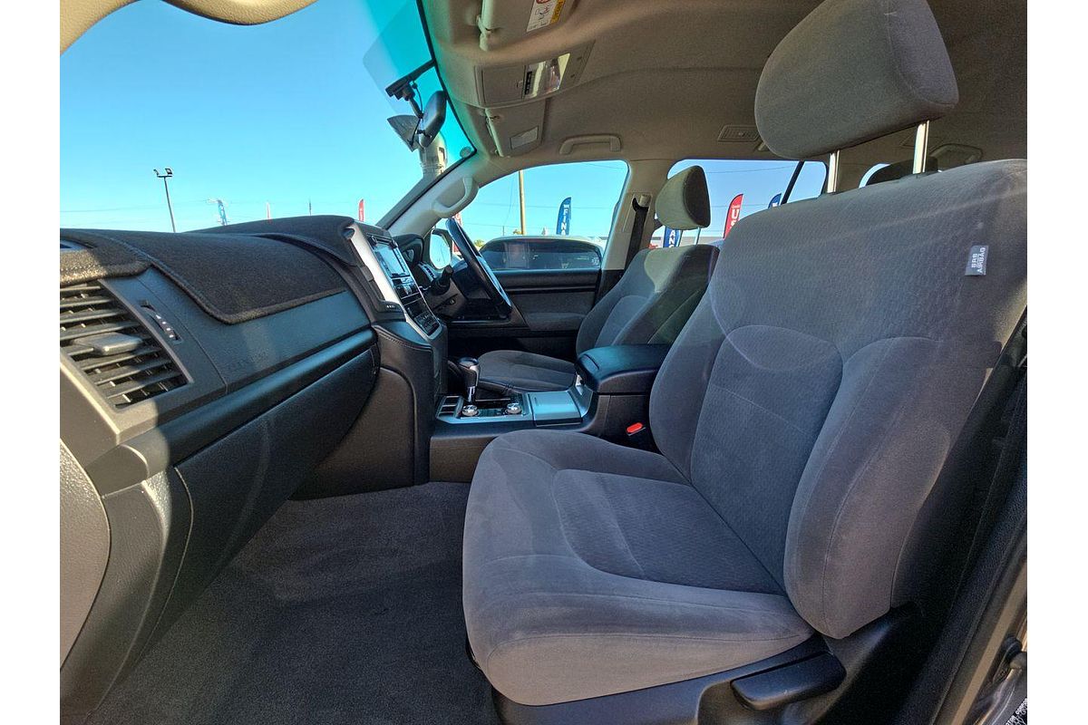 2020 Toyota Landcruiser GXL VDJ200R