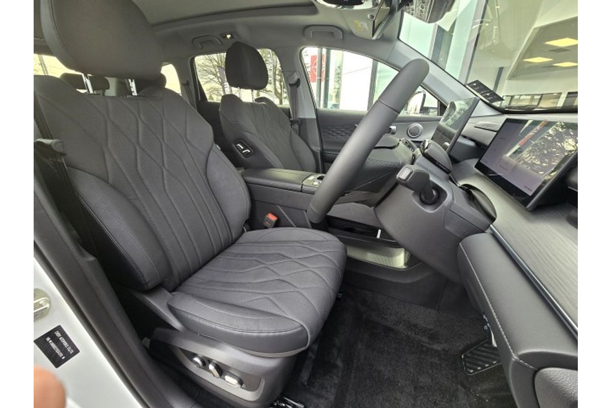 2025 Chery Tiggo 8 ULTIMATE PHEV/7AT