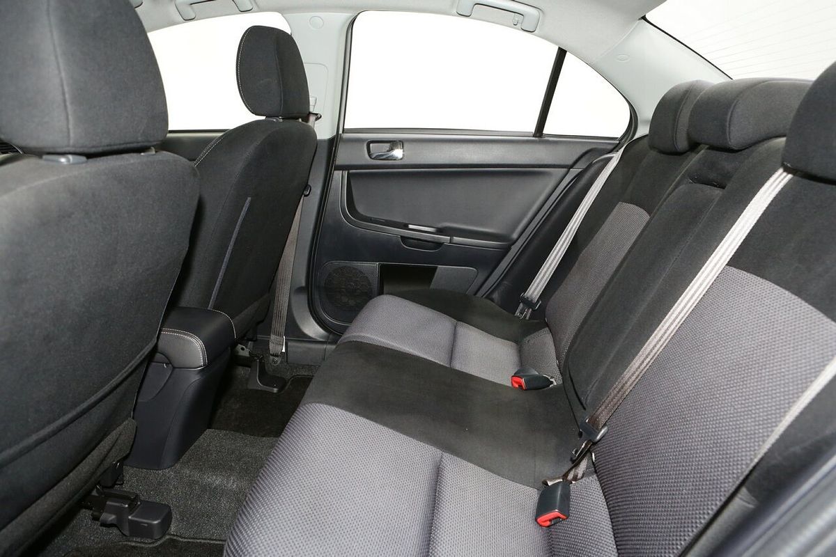 2017 Mitsubishi Lancer ES Sport CF