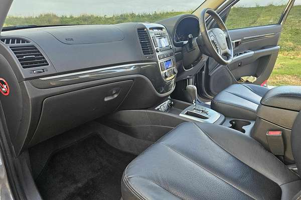 2011 Hyundai Santa Fe Highlander CM