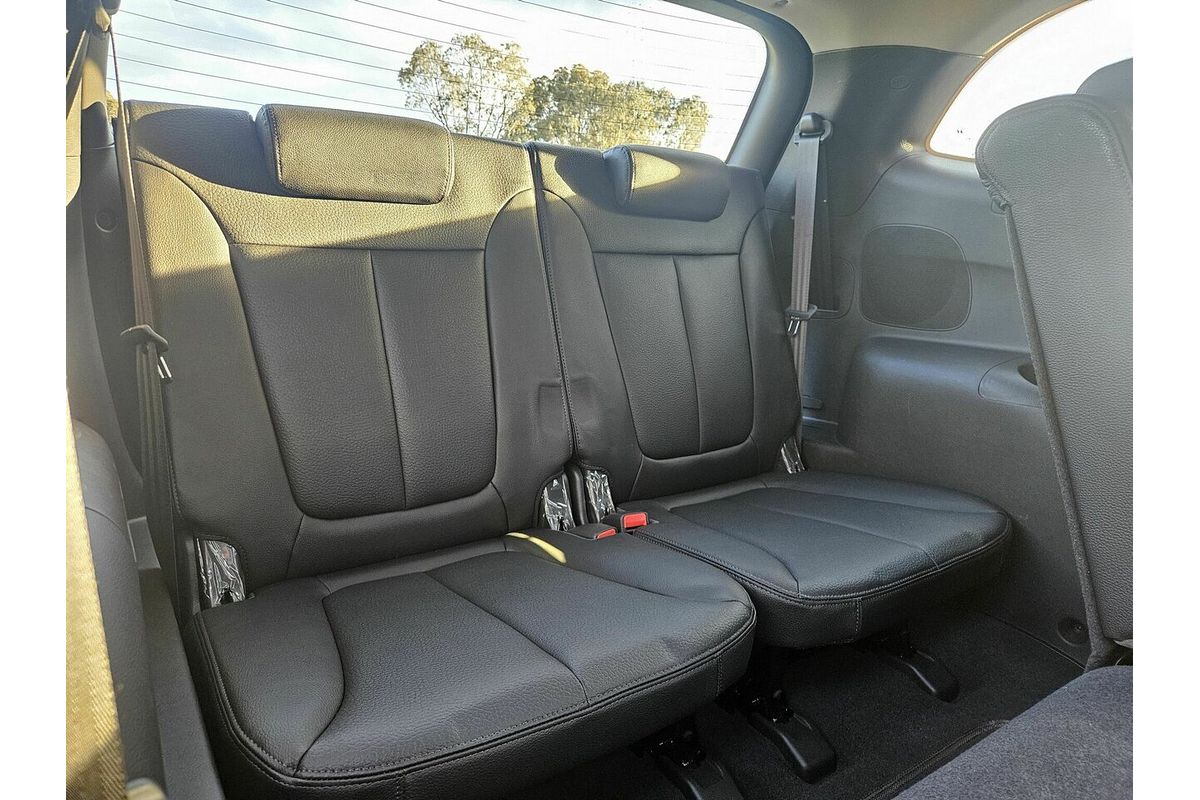 2011 Hyundai Santa Fe Highlander CM