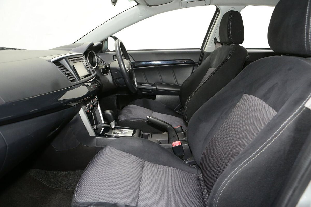 2017 Mitsubishi Lancer ES Sport CF
