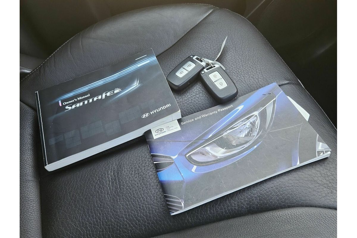 2011 Hyundai Santa Fe Highlander CM