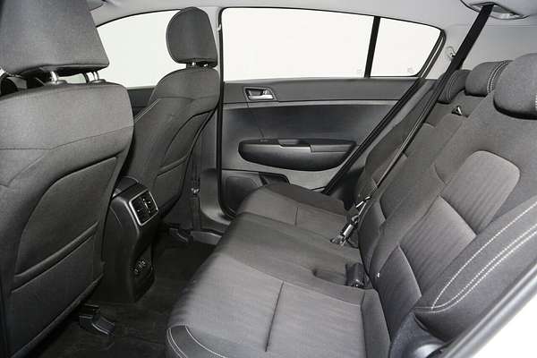 2020 Kia Sportage S QL