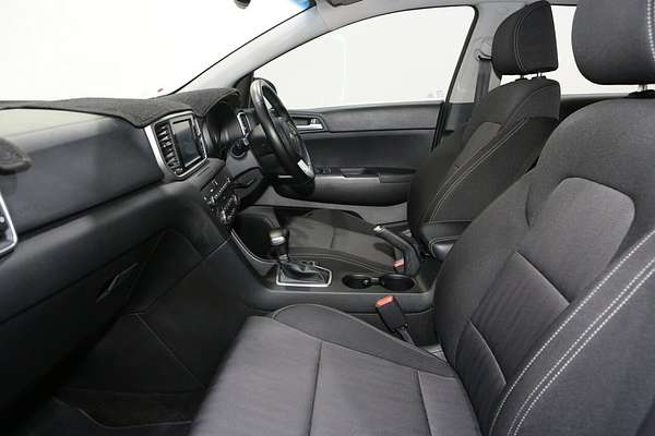 2020 Kia Sportage S QL