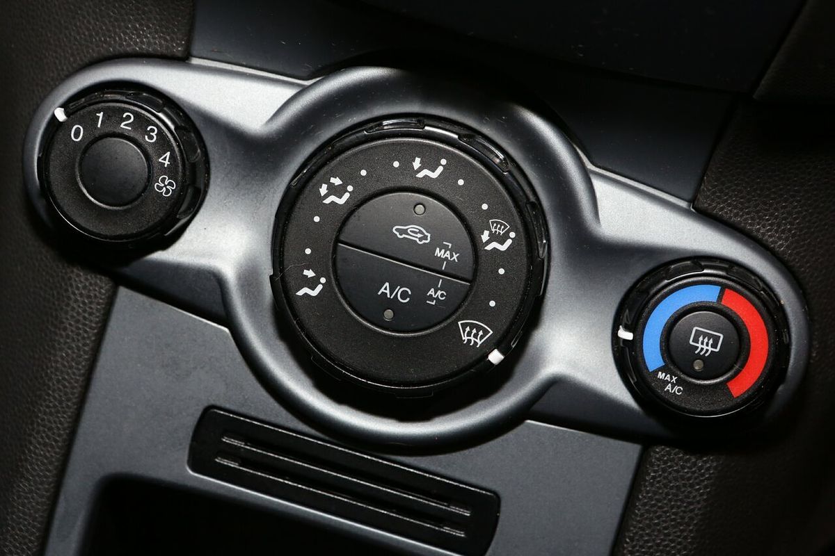 2016 Ford Fiesta Trend WZ