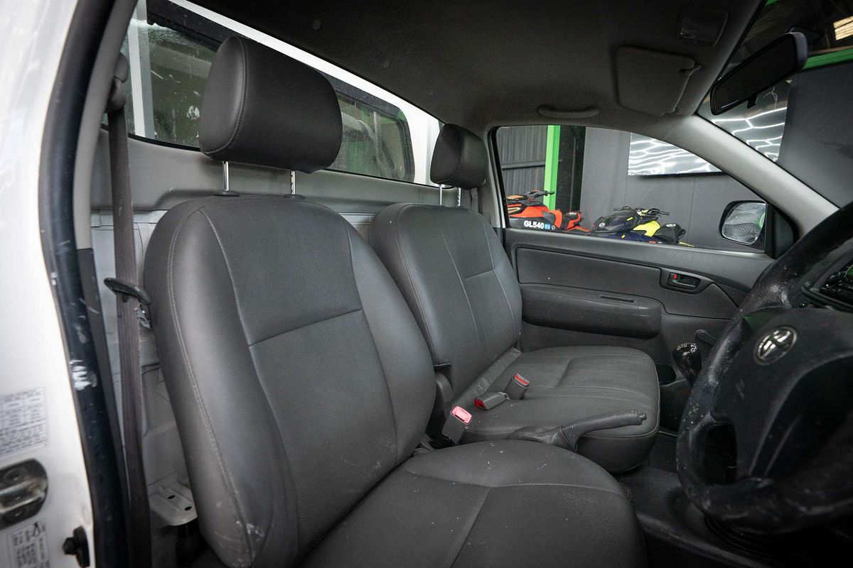 2012 Toyota Hilux Workmate TGN16R Rear Wheel Drive