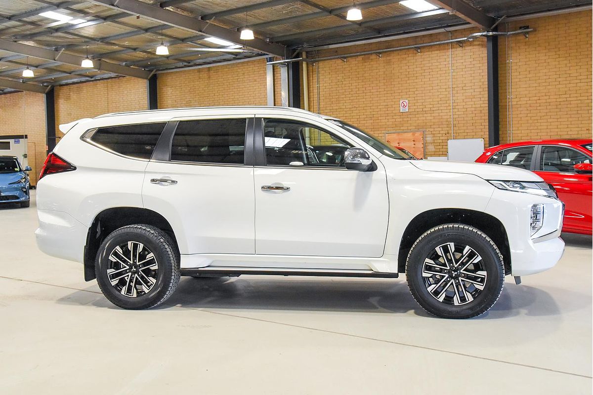 2023 Mitsubishi Pajero Sport GLS QF