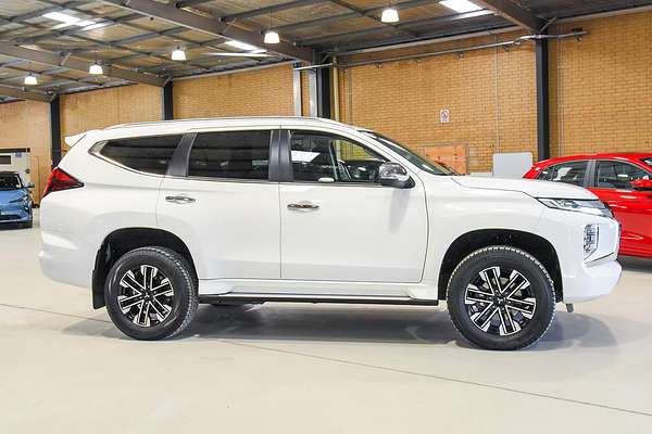 2023 Mitsubishi Pajero Sport GLS QF