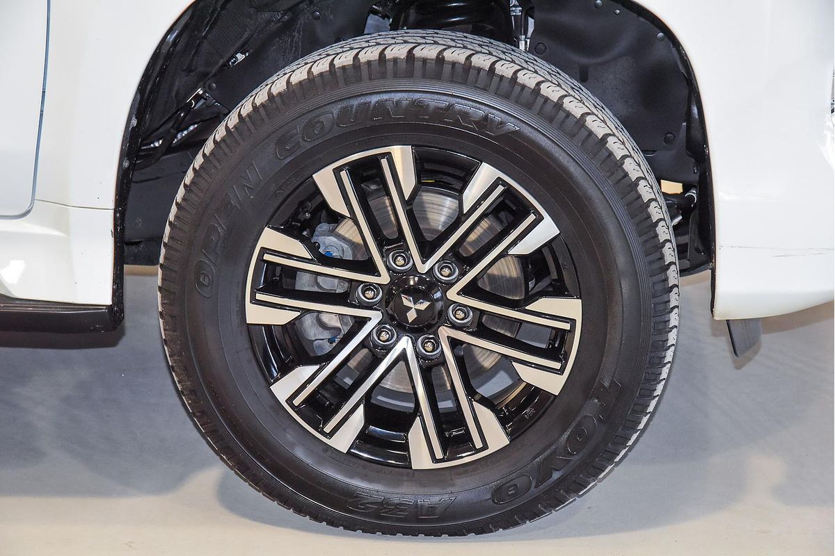 2023 Mitsubishi Pajero Sport GLS QF