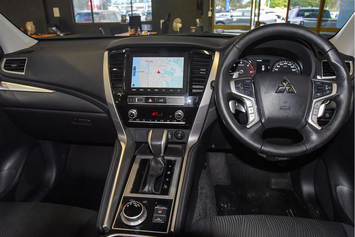 2023 Mitsubishi Pajero Sport GLS QF