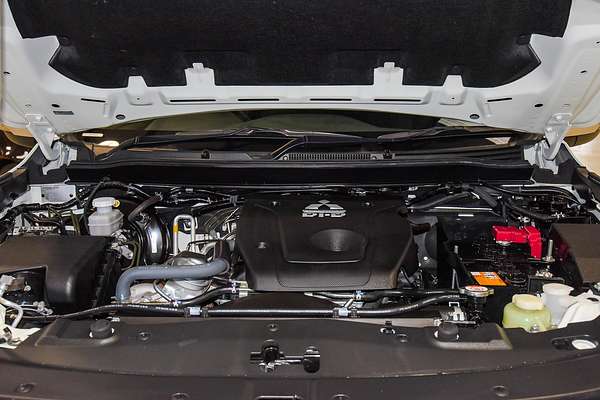 2023 Mitsubishi Pajero Sport GLS QF