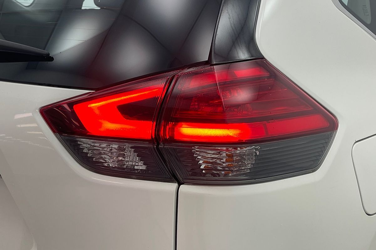 2017 Nissan X-TRAIL ST T32
