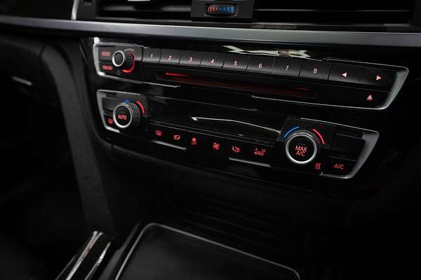 2015 BMW 3 Series 320d Sport Line F30