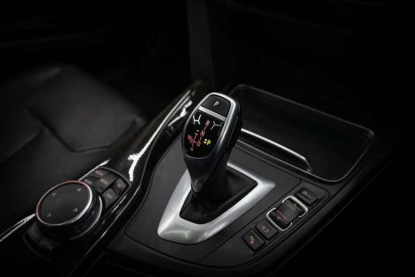 2015 BMW 3 Series 320d Sport Line F30