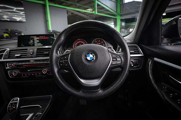 2015 BMW 3 Series 320d Sport Line F30