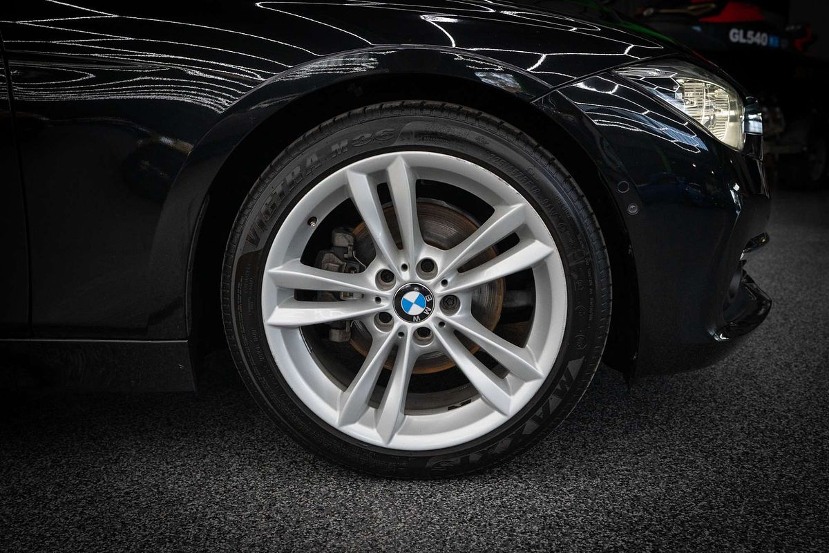 2015 BMW 3 Series 320d Sport Line F30
